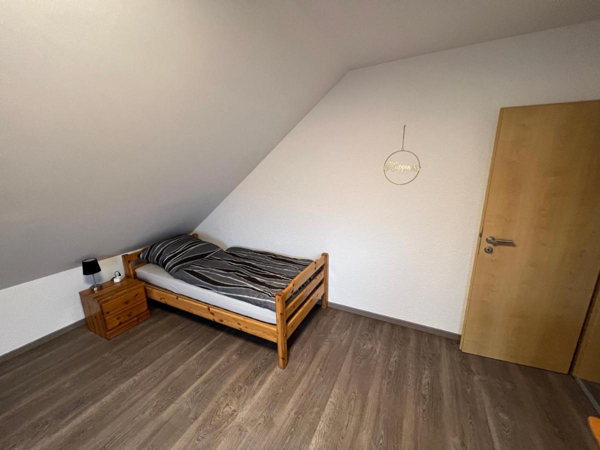 Ferienwohnung Loewen Wabern Екстериор снимка