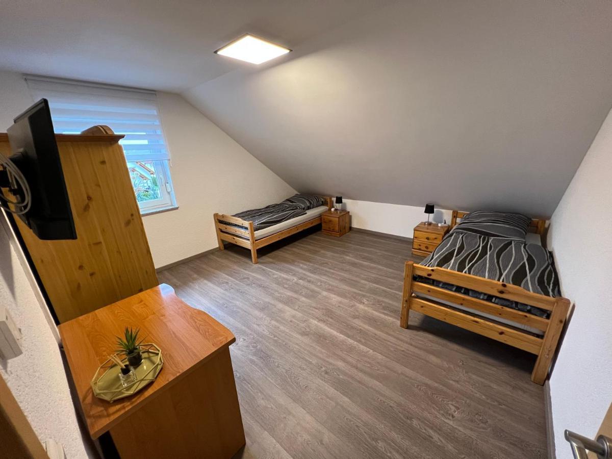 Ferienwohnung Loewen Wabern Екстериор снимка
